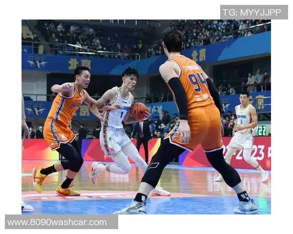 上海篮球队在锦标赛中的节奏表现分析与战术探讨 上海篮球队在锦标赛中的节奏表现分析与战术探讨