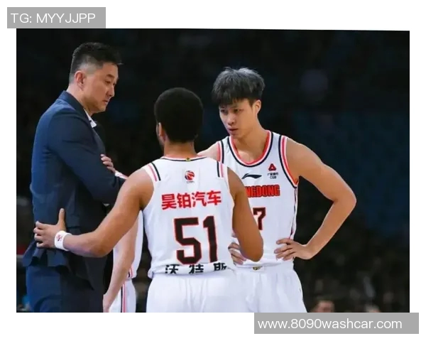 广州篮球队战术解析:如何提升球队整体实力与比赛表现 广州篮球队战术解析:如何提升球队整体实力与比赛表现