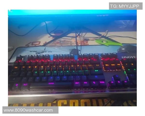 提升游戏体验的机械键盘推荐助你在英雄联盟中称霸战场 提升游戏体验的机械键盘推荐助你在英雄联盟中称霸战场