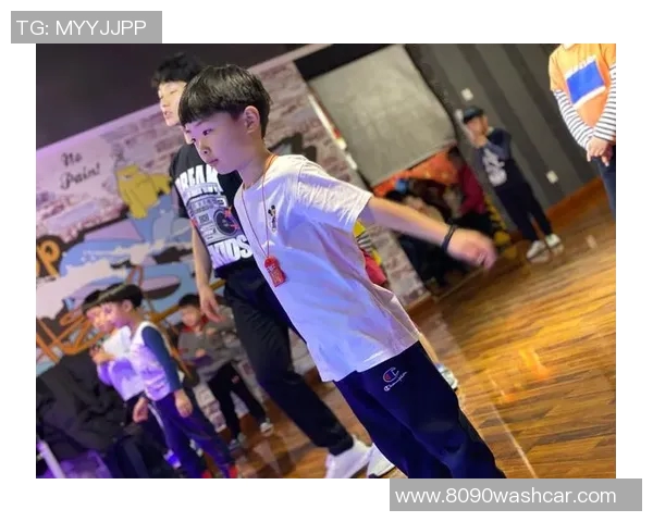 上海街舞队在全国街舞战术排名中创新高展现实力与风采 上海街舞队在全国街舞战术排名中创新高展现实力与风采