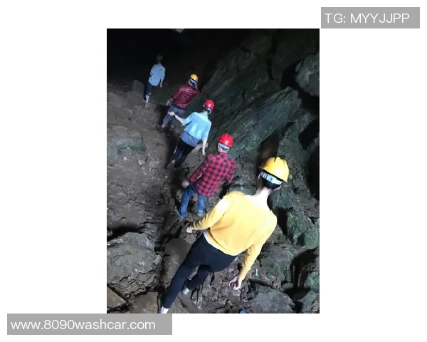 攀岩深度探索：揭开上海攀岩队训练与比赛的独特节奏与魅力