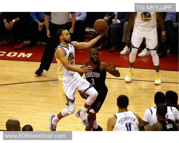 火箭与骑士在1617赛季的巅峰对决回顾与精彩瞬间解析