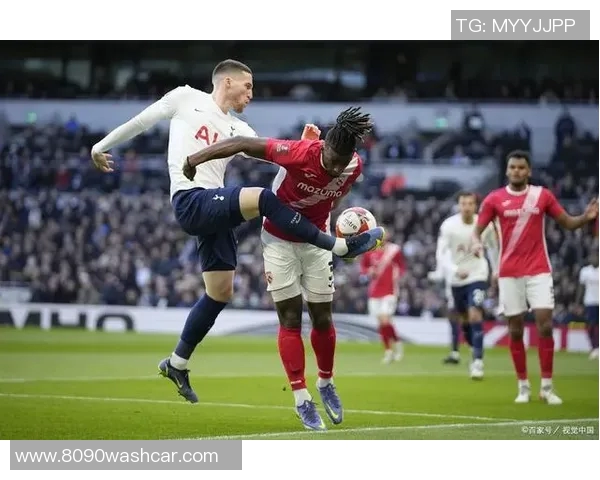 牛津联与巴恩斯利激战正酣比分揭晓引发热议