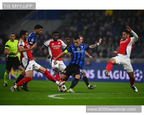 西班牙联合与伊基克的精彩对决揭示足球战术与团队精神的较量 西班牙联合与伊基克的精彩对决揭示足球战术与团队精神的较量