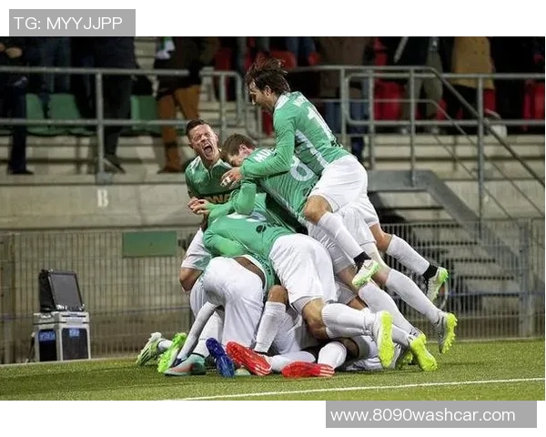 阿尔克马尔青年队迎战罗达球队全力争胜的精彩对决