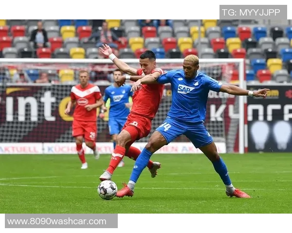 杜塞多夫与圣保利的激烈对决揭示德乙联赛的竞争魅力与球队实力较量 杜塞多夫与圣保利的激烈对决揭示德乙联赛的竞争魅力与球队实力较量