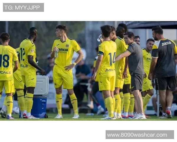 直播吧精彩对决巴萨与巴黎巅峰之战全程回顾与分析